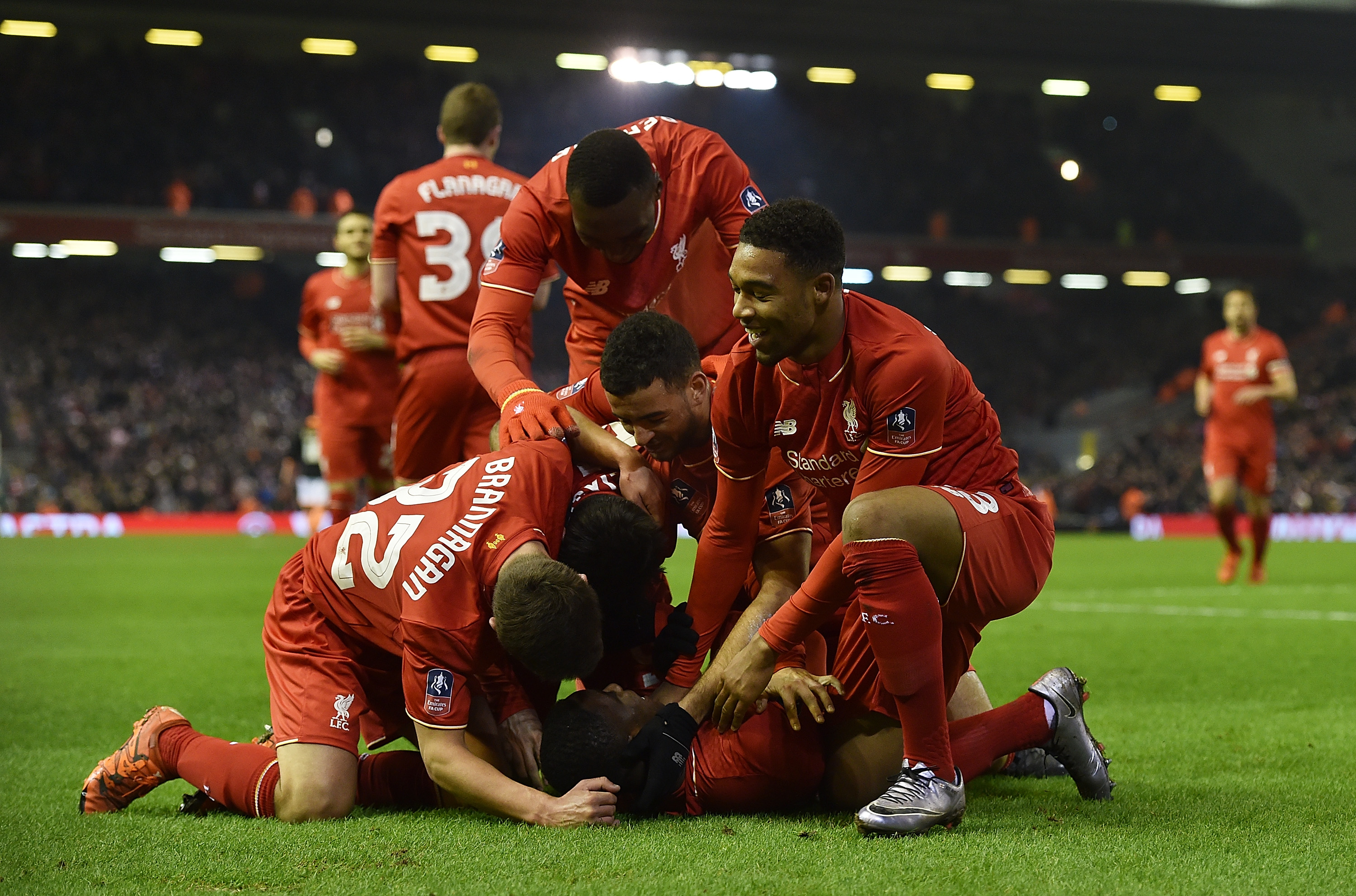 赵睿强在比赛中的关键表现（赵睿强关键时刻的赛场高光表现）