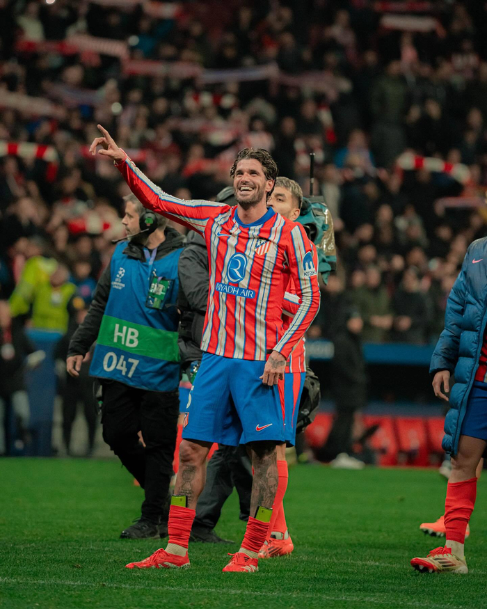 他终于等到属于自己的掌声